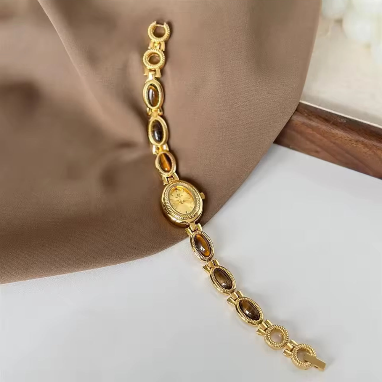 Tiger’s Eye Gemstone Bracelet Watch