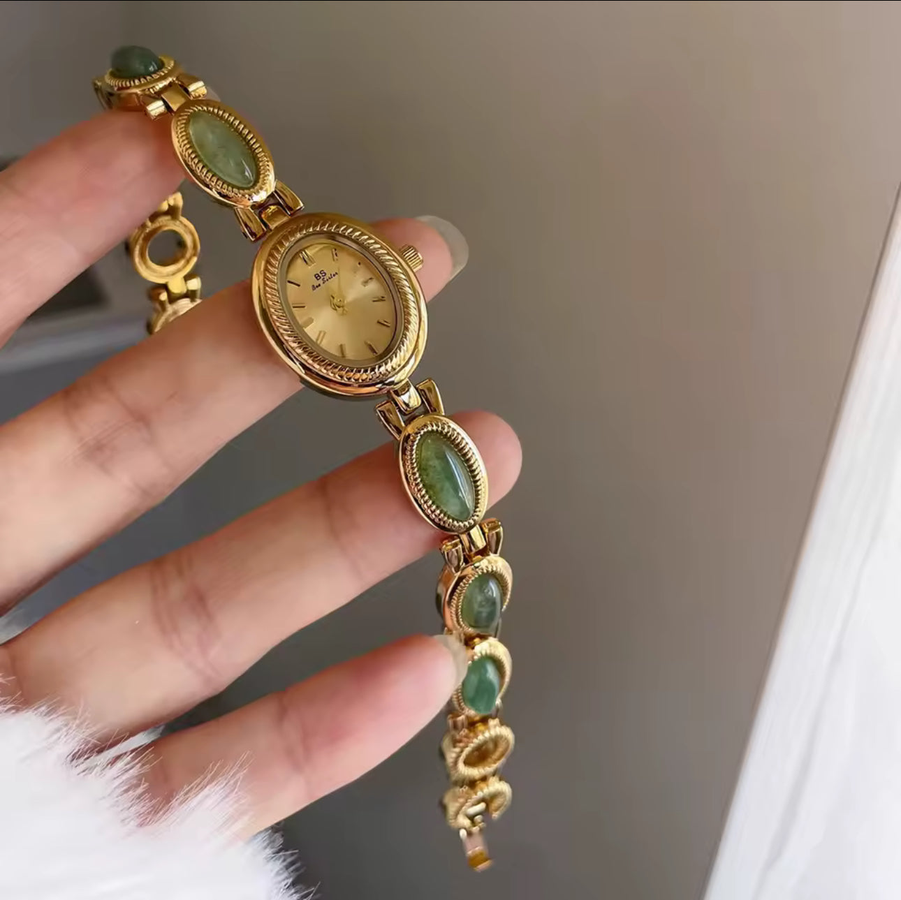 Tiger’s Eye Gemstone Bracelet Watch