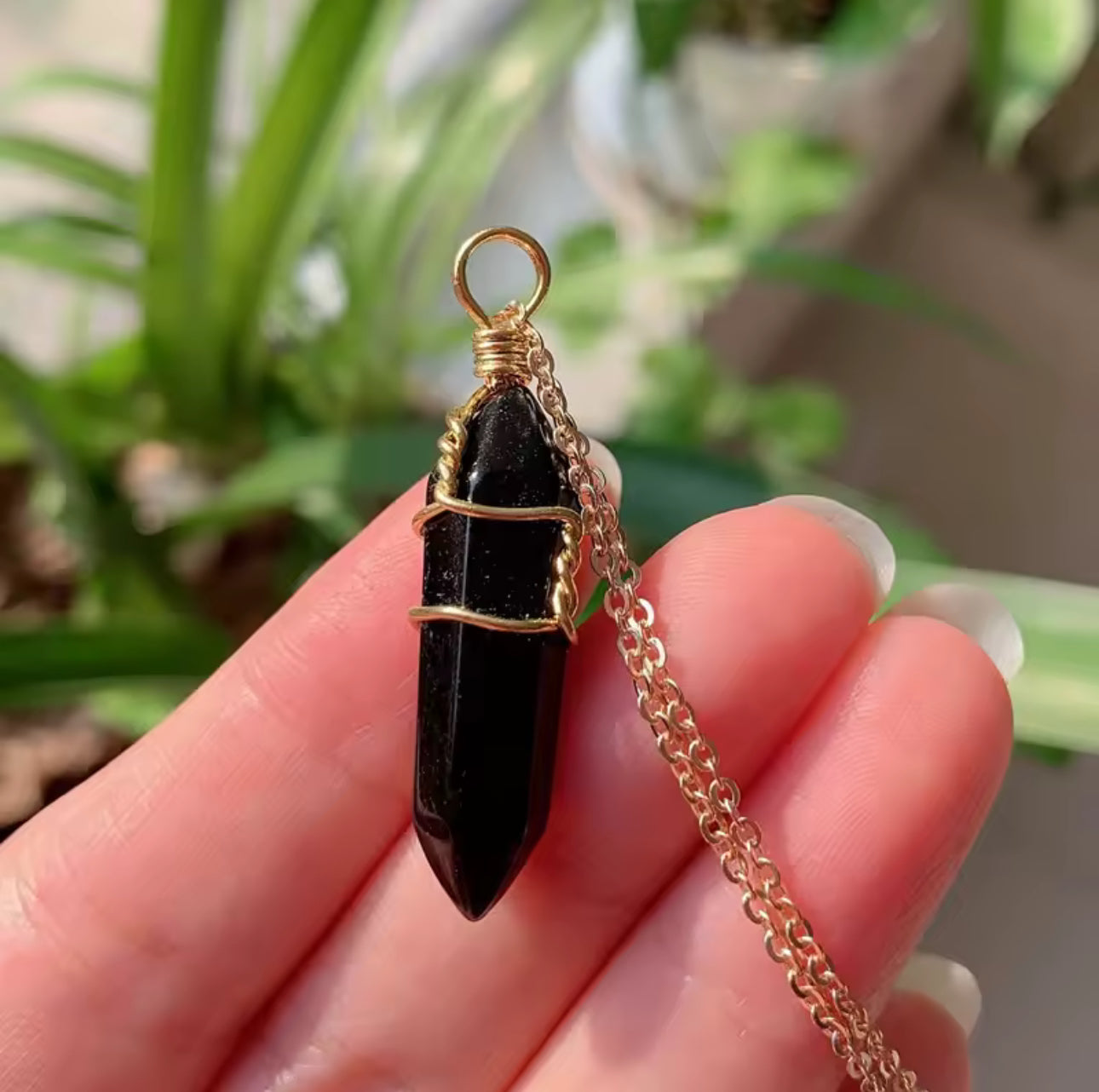 Crystal Point Necklace – Wire Wrapped Healing Gemstone Pendant for Energy & Protection